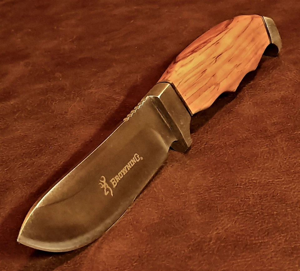 Browning Olive Wood 8 1/4" Fixed Blade Hunting Skinner w/Sheath - Image 3 of 4