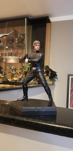 Luke Skywalker! CCXP 2019 Exclusive! Autentyczna statuetka Iron Studios 1/10 Deluxe! - Zdjęcie 2 z 11