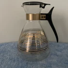 Pyrex Vintage Carafe No. 4608  MCM Coffee Pot Pitcher Bakelite Handle & Cover