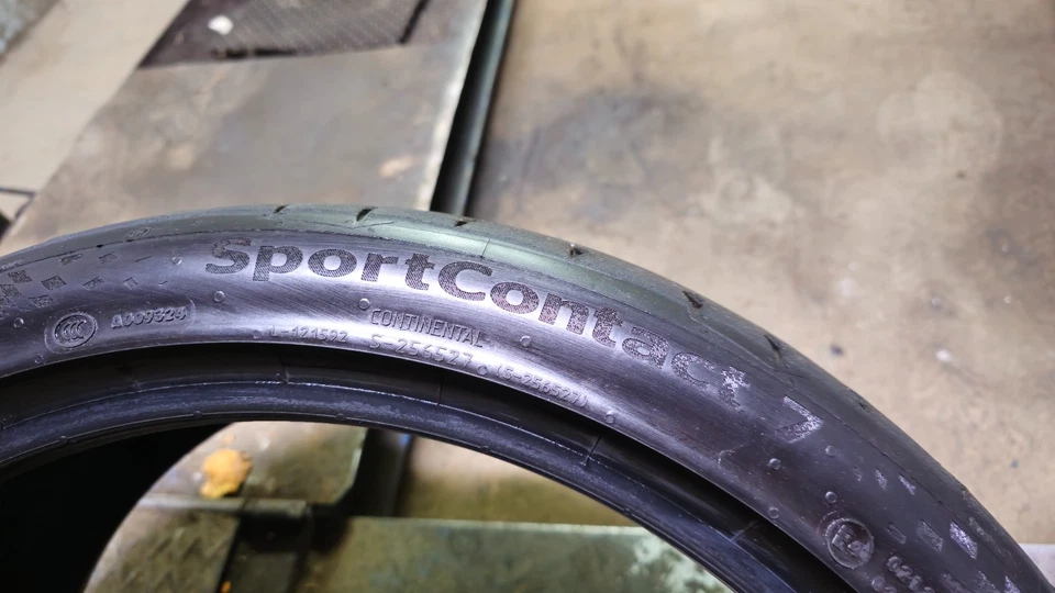 2x Continental SportContact 7 245/35 ZR19 93Y XL | DOT 4024 | Restprofil 6-6,5mm - Bild 2 von 4