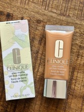 Clinique Stay Matte Foundation WN98 NIEUW