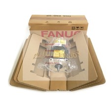 ONE FANUC SERVO MOTOR A06B-0212-B105#S000 NEW