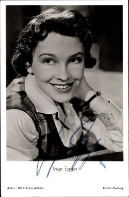 Ak Schauspielerin Inge Egger, Fanfaren der Ehe, Portrait, Autogramm - 10874331