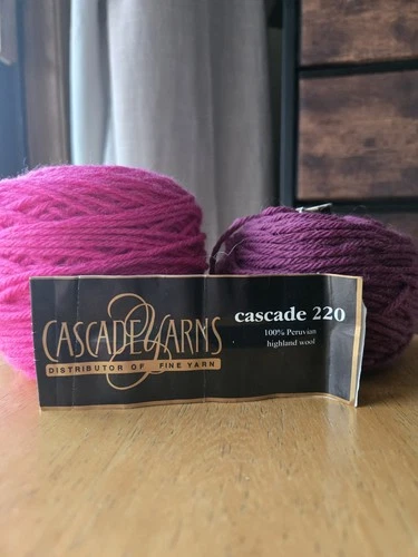 Mixed Set of wool yarns purples/pinks 339g Mixed Cascade Yarns Highland Wool image 4