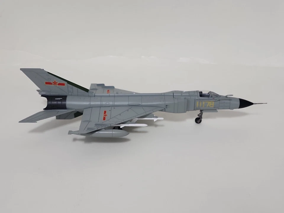 AOQ1 Model J-8B  PLA Fighters 1/72 Scale  - Image 4 of 4