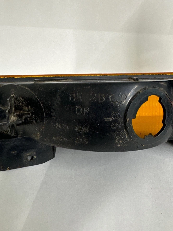 Ford Ranger 1998 luz antiniebla/marca/estacionamiento/giro/lámpara de estacionamiento derecho luz señal de giro Foto 3 de 4