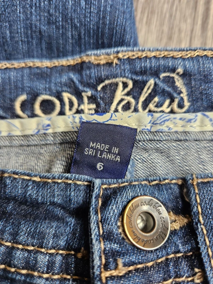 Code Bleu Womens Size 6 Average Bootcut Embroidered Pockets Denim Blue Jeans - Image 4 of 4
