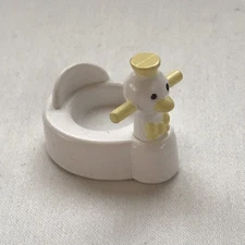 Epoch Calico Critters Sylvanian Families Sophie's Love 'n Care Duck Potty Only