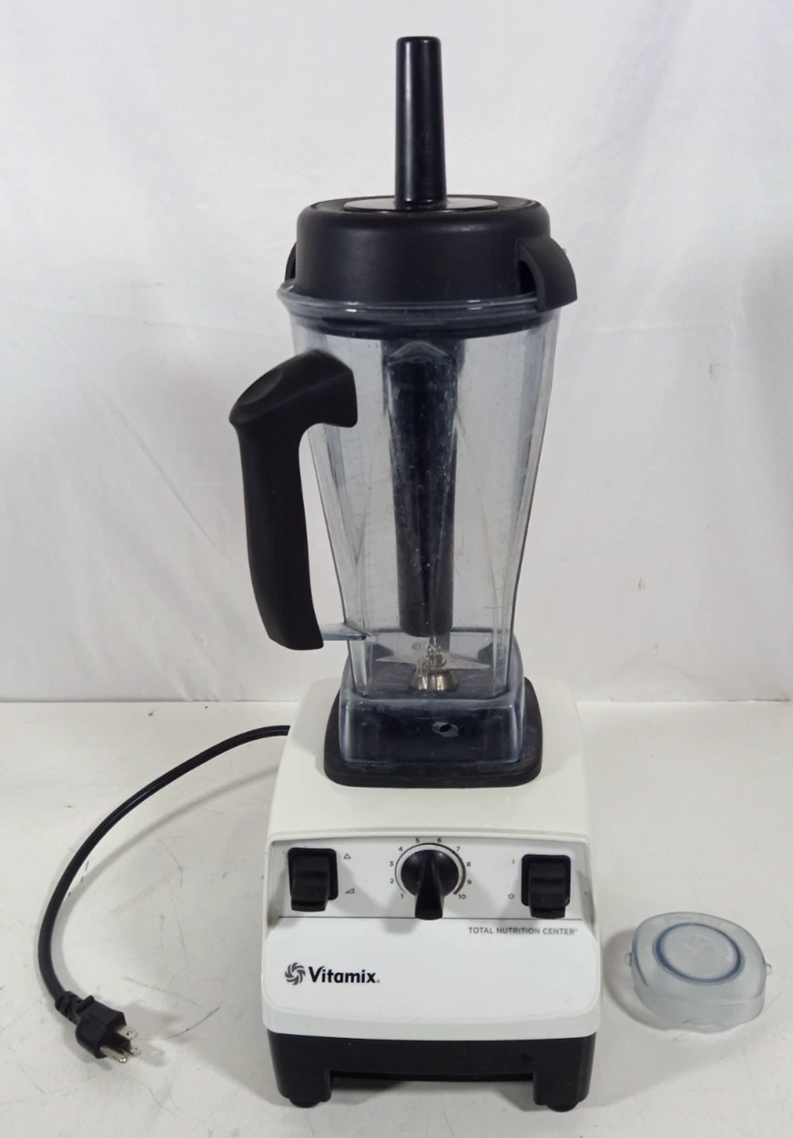 Vitamix Total Nutrition Center Professional Blender VM0103 w/Container & Tamper
