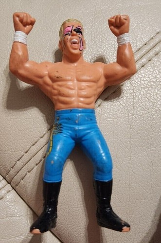 Lot Of 8 WCW Galoob Wrestling Action Figures 1990�...