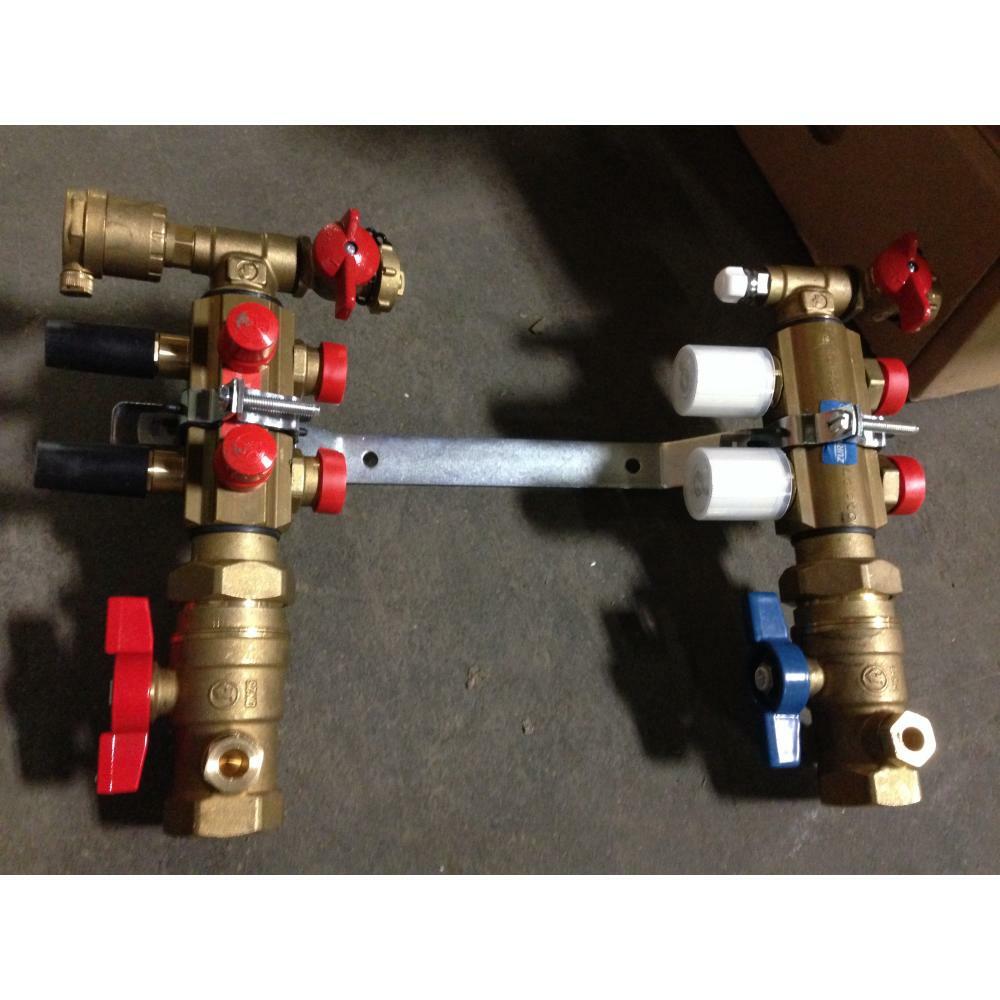 ZURN QHPM2 2 PORT ACCUFLOW PREASSEMBLED RADIANT HEATING MANIFOLD eBay