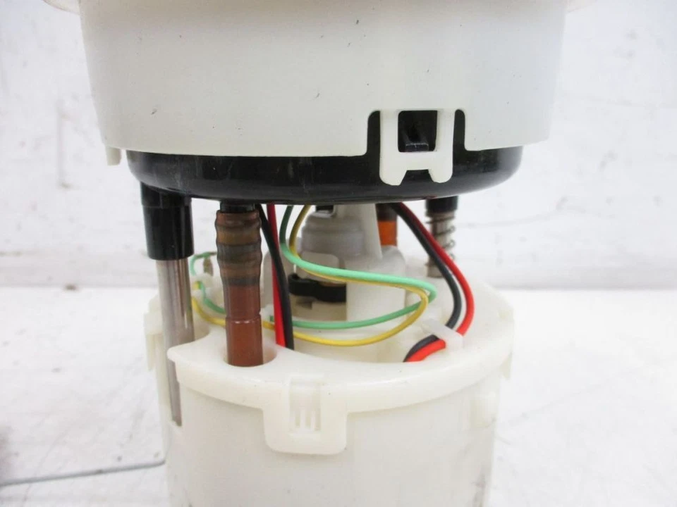 Bomba de combustible bomba de gasolina compatible con Ford Fiesta VI 1.25 8V51-9H307-CA Foto 2 de 4