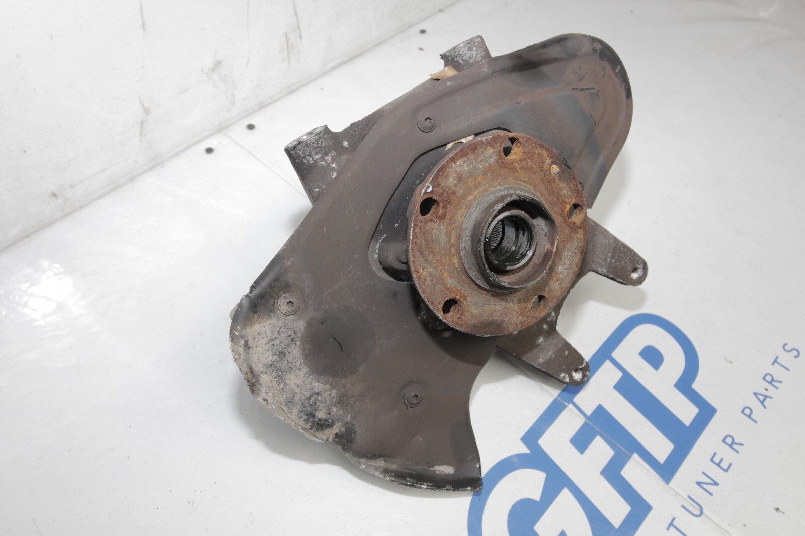 08-13 AUDI R8 4.2L OEM LH LEFT DRIVER REAR HUB KNUCKLE SPINDLE DAMAGED COMPLETE