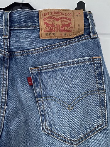 Levi’s Mens 501 ‘93 Straight Fit Jeans Mid Blue Wash Size 29/32 - Picture 3 of 3