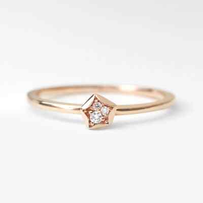 Minimalist Star Shape Design Sterling Silver 1.20 CT Round Cut Moissanite Ring