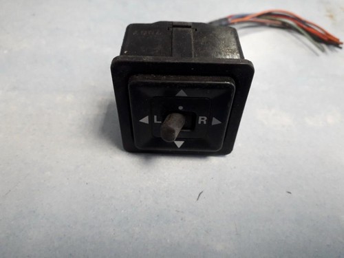 Mitsubishi Galant 1998 Wing mirror control switch (Exterior Mirror #630334-30