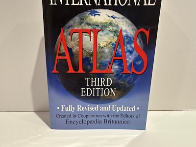 Webster's International Atlas by Merriam-Webster English Paperback
