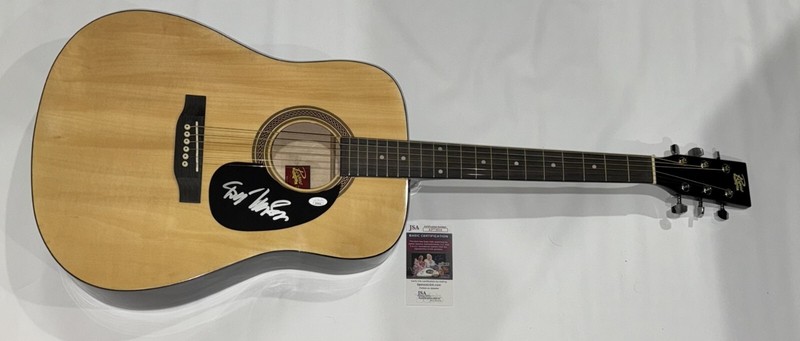DON MCLEAN SIGNED NATURAL ACOUSTIC GUITAR AMERICAN PIE AUTOGRAPHED JSA COA