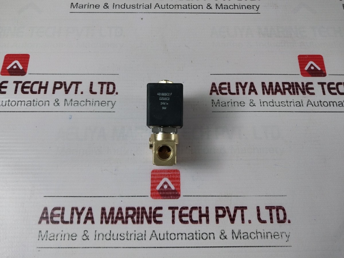 Yellow Valve 　　PolobyRalphLauren90s Yellow Jacket Plumbing Valves in Plumbing Parts and Repairs
