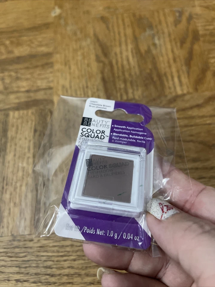 Beauty Benefits Color Squad 眼影巧克力棕色罕见数量有限 — 第 3/4 张图片