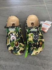 nuevo BAPE (Bathing Ape) x CROCS - Camuflaje Verde - TODAS LAS TALLAS + ¡Regalos gratis!