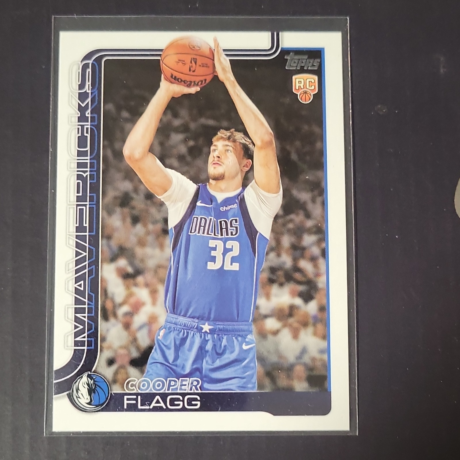 Topps flagship 2025-26 rookie base Cooper Flagg #201 Mavericks