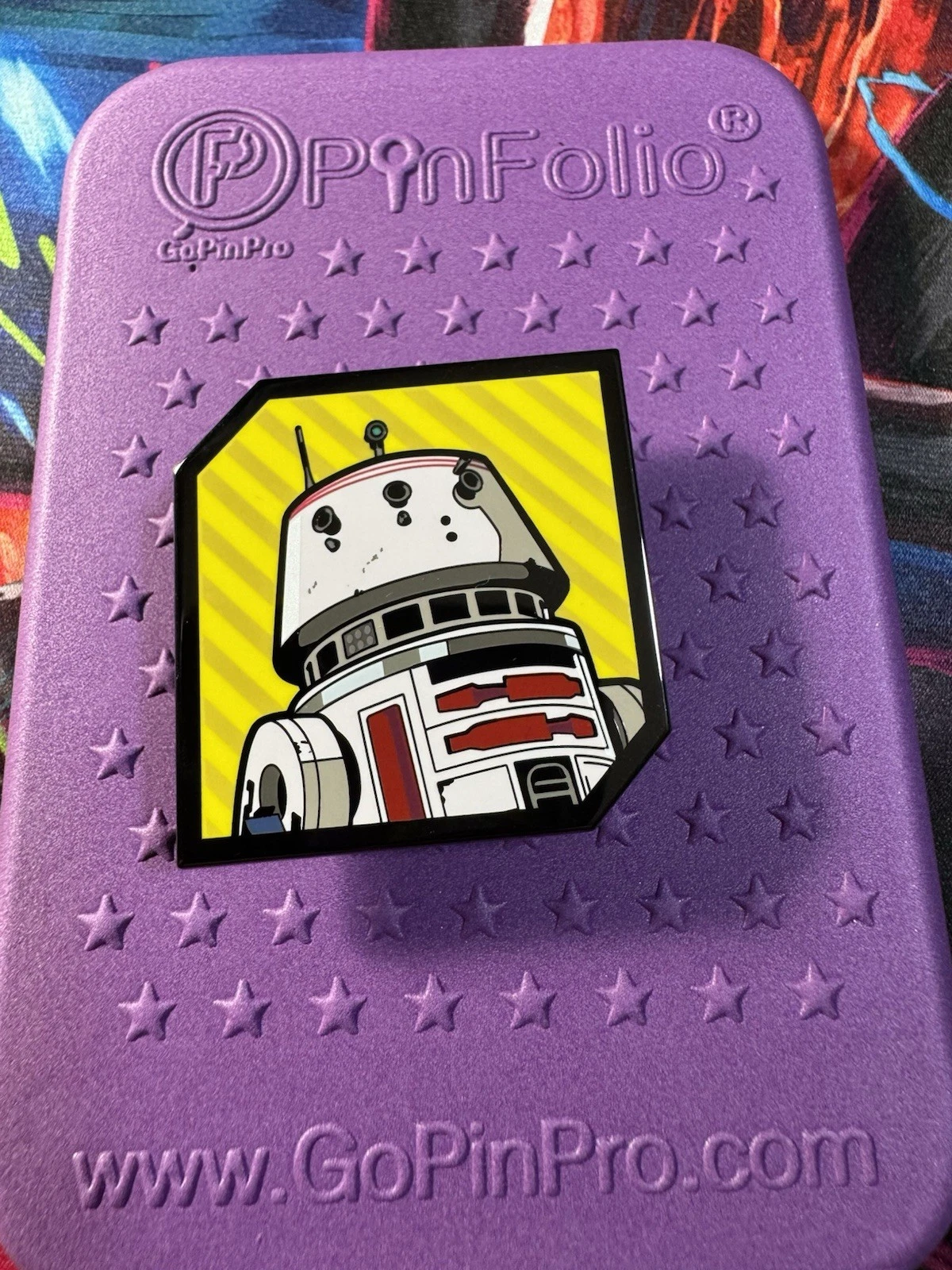 FiGPiN Star Wars Droids Series 1 R5-D4 Pin Y577