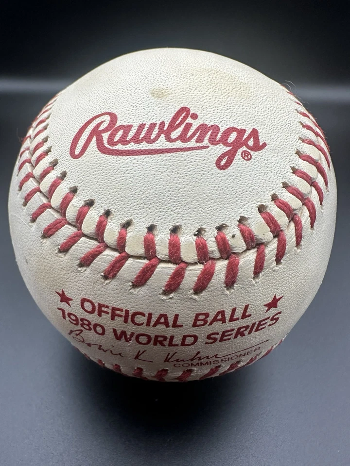 UNSIGNED 1980 Official World Series Baseball Philadelphia Phillies v KC Royals - Image 2 of 3