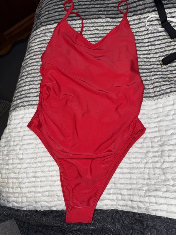 NWOT Shein Women's One Piece Red Swimsuit, Size Large