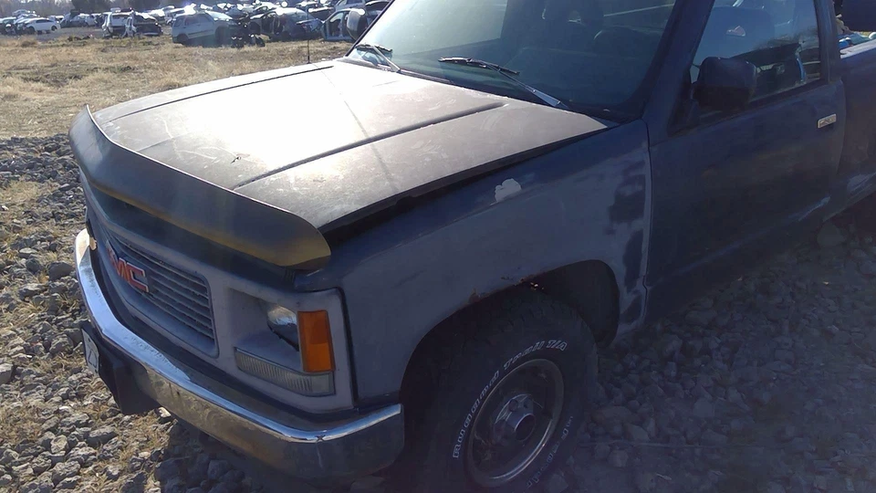 Radiador 88 89 90 91 92 93 94 95 GMC PICKUP 1500 Foto 3 de 4