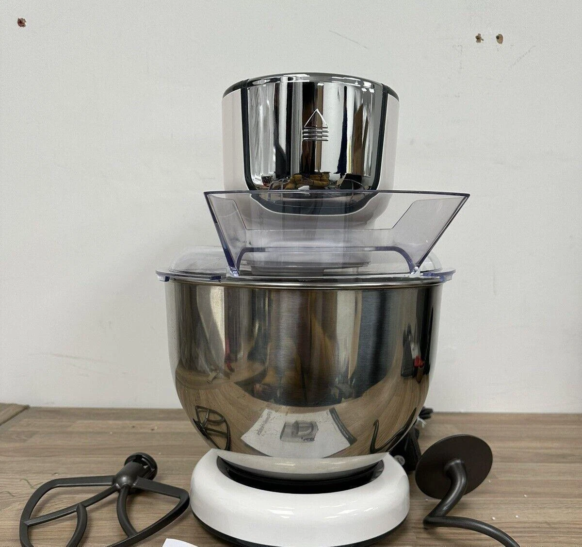 Russell mixer top