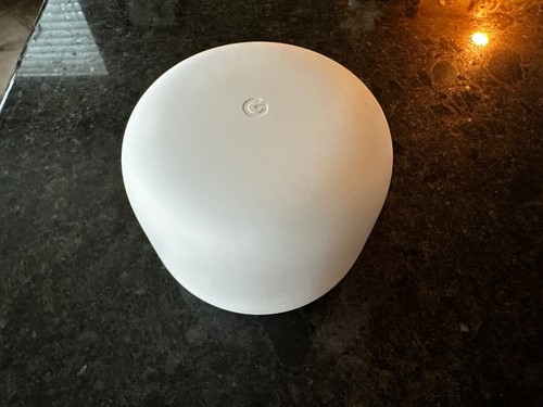 Google Nest Wifi Router (Model H2D) and one Point - white. - Bild 2 von 5