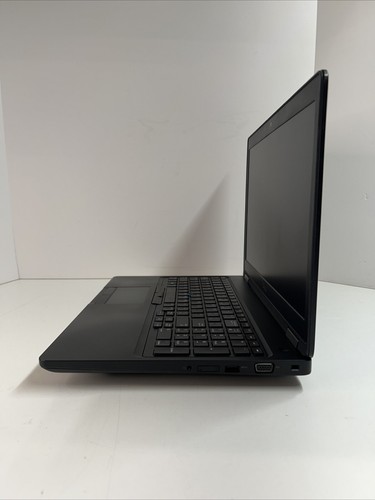 Dell Latitude 5590 i5-8350U, 16GB RAM, 240GB SSD Win 11Pro ๐ Fair - Afbeelding 6 van 12