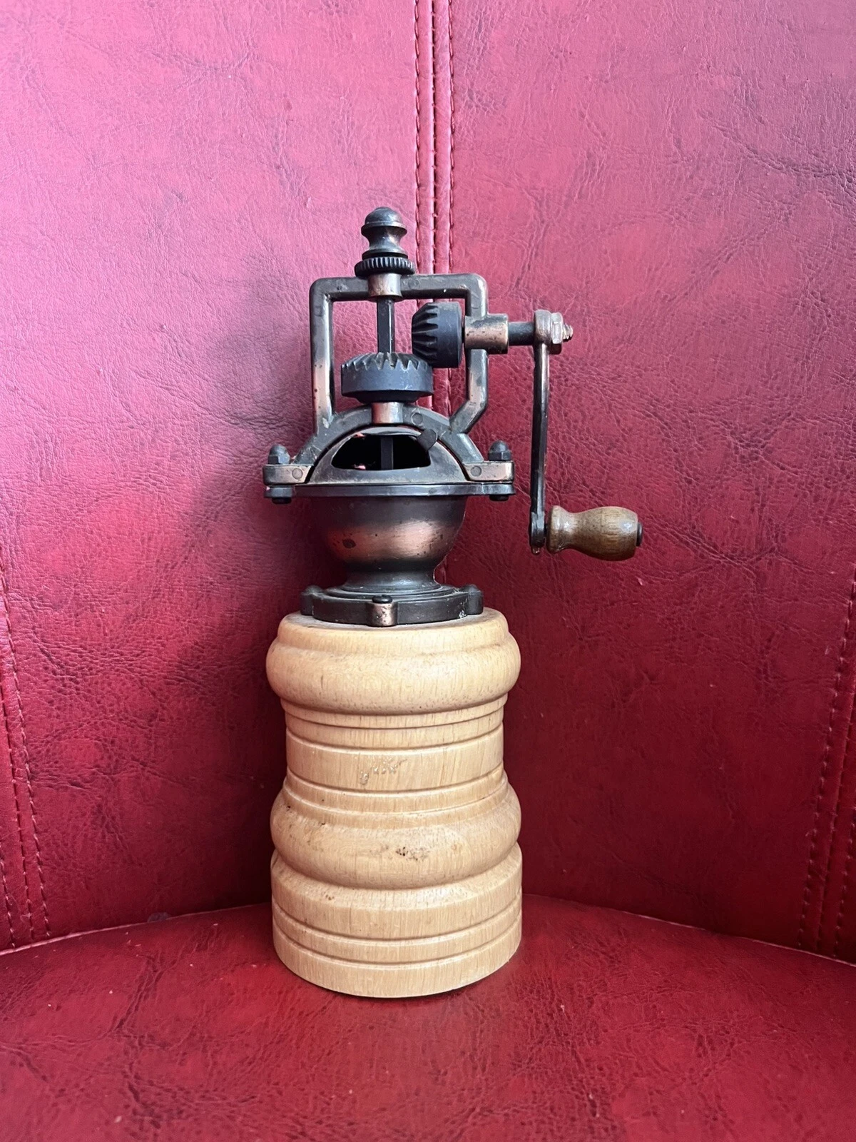 Vintage Salt And Pepper Hand Grinder - Wood & Metal 8"