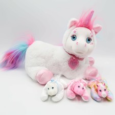 surprizamals mama and baby unicorn