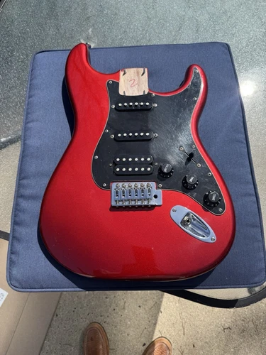 Fender Squier Affinity candy apple red sparkle Strat guitar Body Loaded SSH