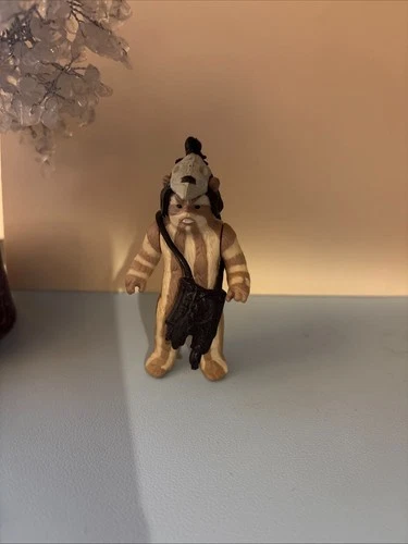 Vintage 1983 Star Wars Kenner Logray (Ewok Medicine Man) – With Headdress