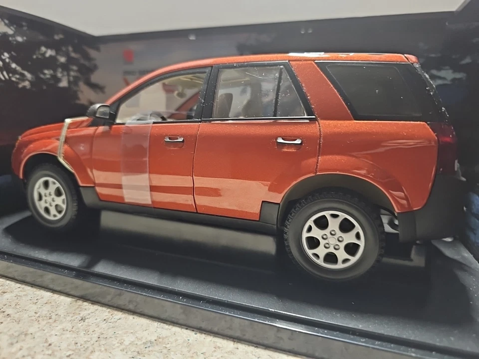 AutoArt 2002 Saturn Vue De colección 2001 Promo Réplica 1:18 Diecast Car Foto 2 de 4