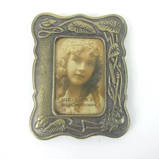 Vintage Metal Miniature Picture Frame Victorian Art Nouveau Leaves Easel Back