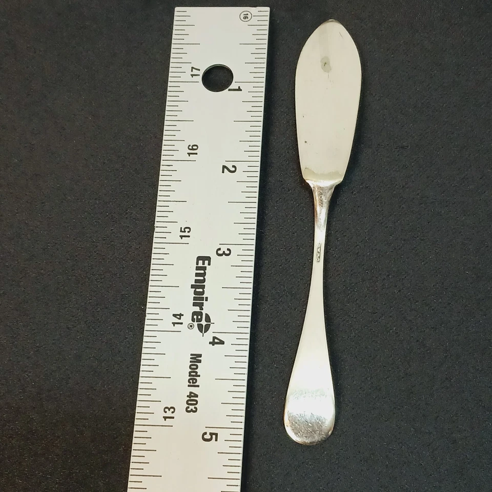 Esparcidor de cuchillo de mantequilla chapado en plata Oneida WR Wm A Rogers CÁSCARA 1898 Foto 2 de 4