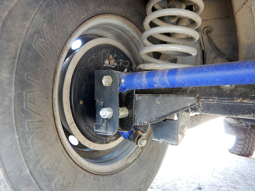 Raising Panhard Rod Lada Niva 4x4 50mm