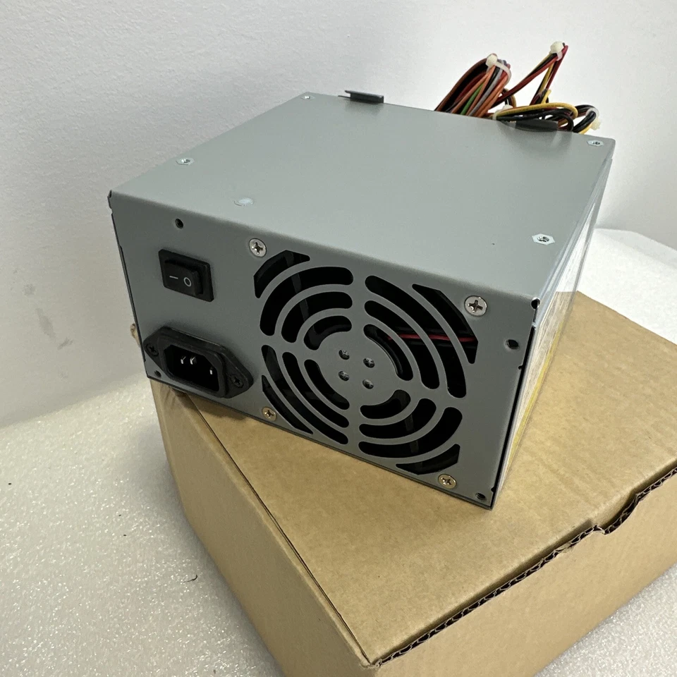 Fuente de alimentación IBM modelo ibm-150pfc 150 vatios nueva en caja Foto 4 de 4