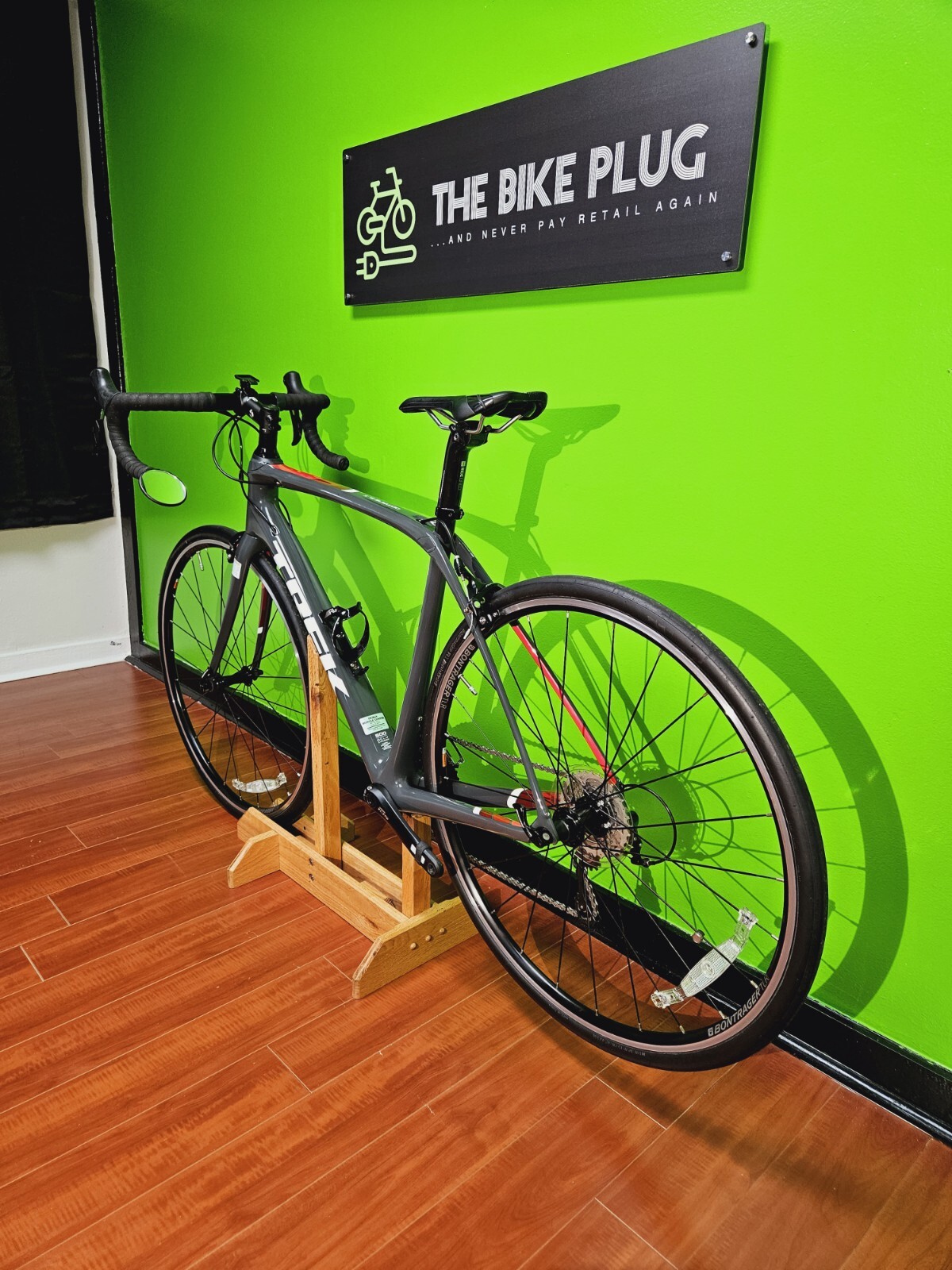 2018 Trek Domane SL 5 Carbon Fiber Endurance Road Bike Size 54cm Medium