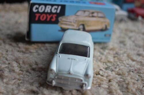 Corgi 202m Morris Cowly prorestored w box motor - Picture 3 of 3