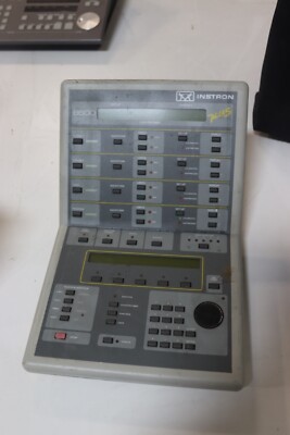 Instron 8500 Plus Control Panel Fatigue Tester Load Test Controller