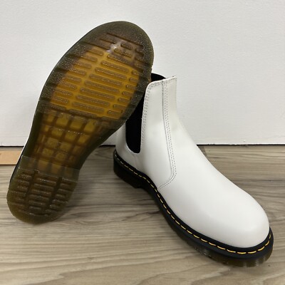 Dr Doc Martens Unisex 2976 YS Platform White Chelsea Boots  display picture 1