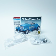 Monogram 32 Ford Street Rod model kit scale 1:24