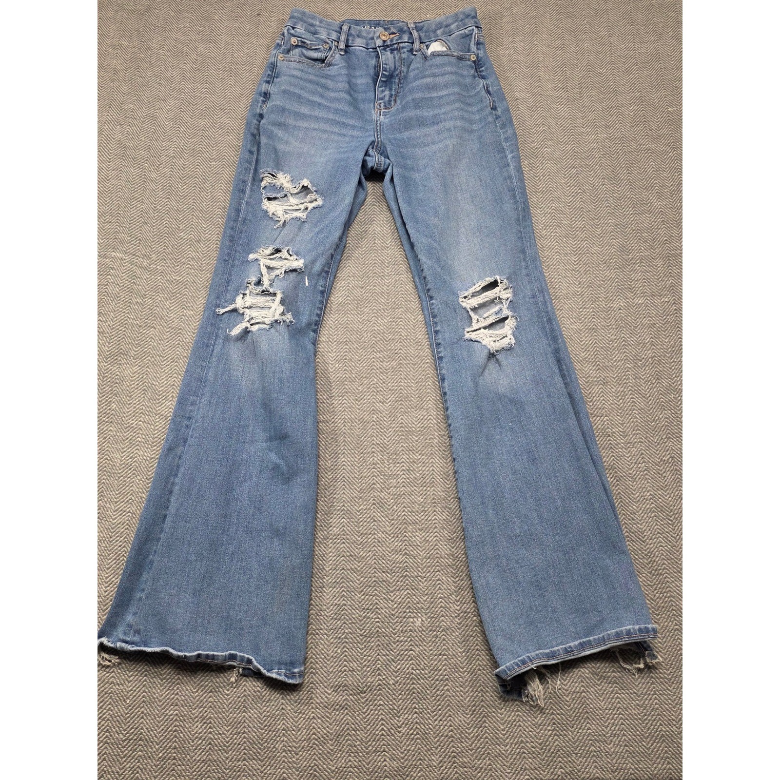 American Eagle Curvy Super High Rise Flare Jeans Women's Size 4 Light Distressed