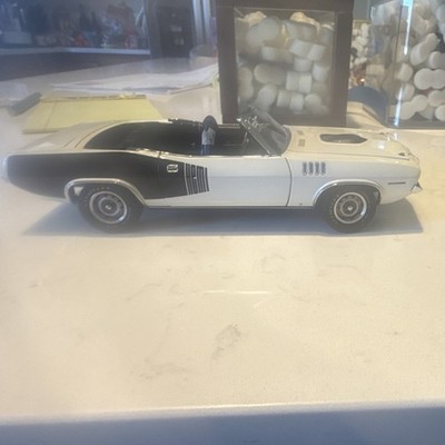 Danbury Mint Plymouth Hemi Cuda Diecast White Black 1971 Car Model 2008