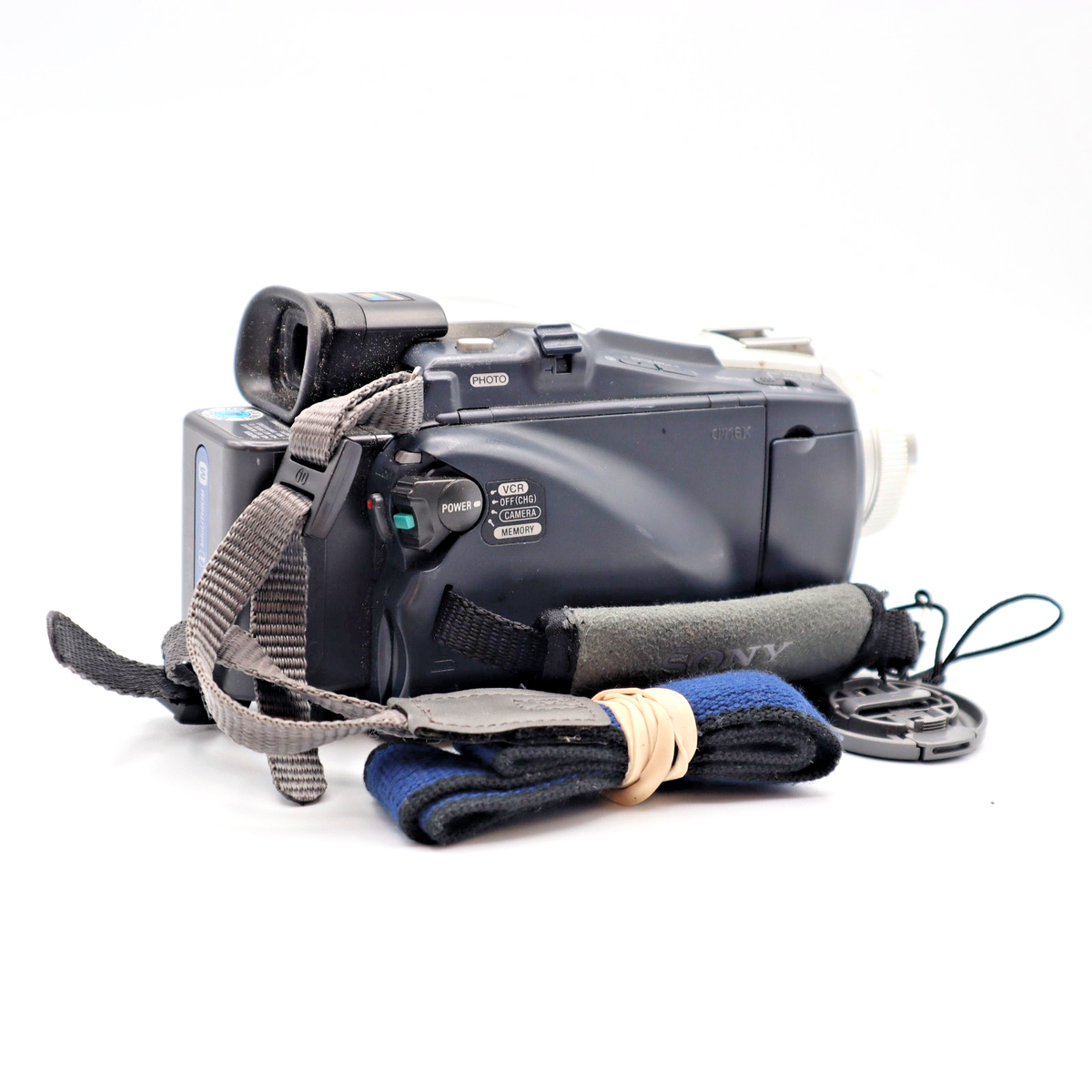 動作品　SONY miniDV HANDYCAM DCR-PC5 ② Sony DCR PC5 Impossibly small for 2000 - YouTube